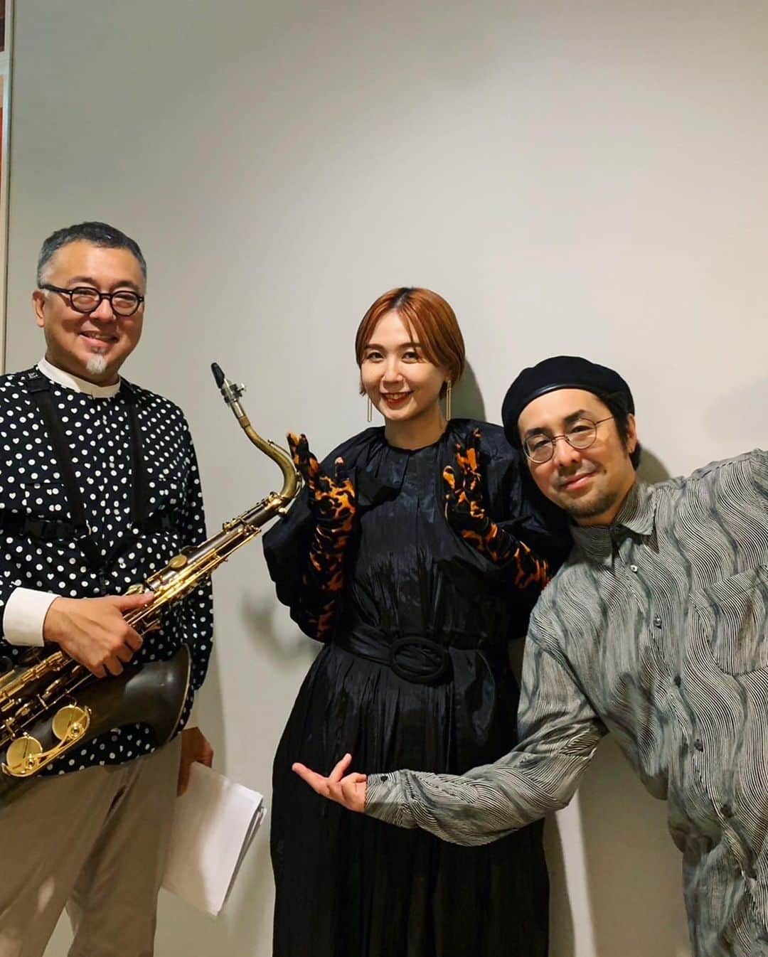 土岐麻子のインスタグラム：「すてきな川下りバンドのメンバー！  Sax.田中邦和 @kunikazutanaka  Pf.ハタヤテツヤ @tetsuya.hataya」
