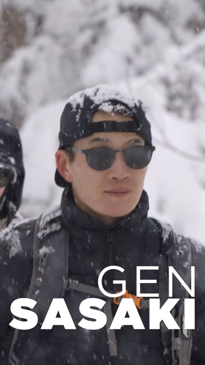 Smithのインスタグラム：「#AthleteAnnouncement @gen_sasaki_skier 🙌 Our crews were stoked to meet up with Gen and the whole @we_are_bonz crew over in Japan last winter! Safe to say they impressed 🔥   See @gen_sasaki_skier’s action in #TheLandofGiants! Now on tour. Tickets and show info available at the link in our bio.」