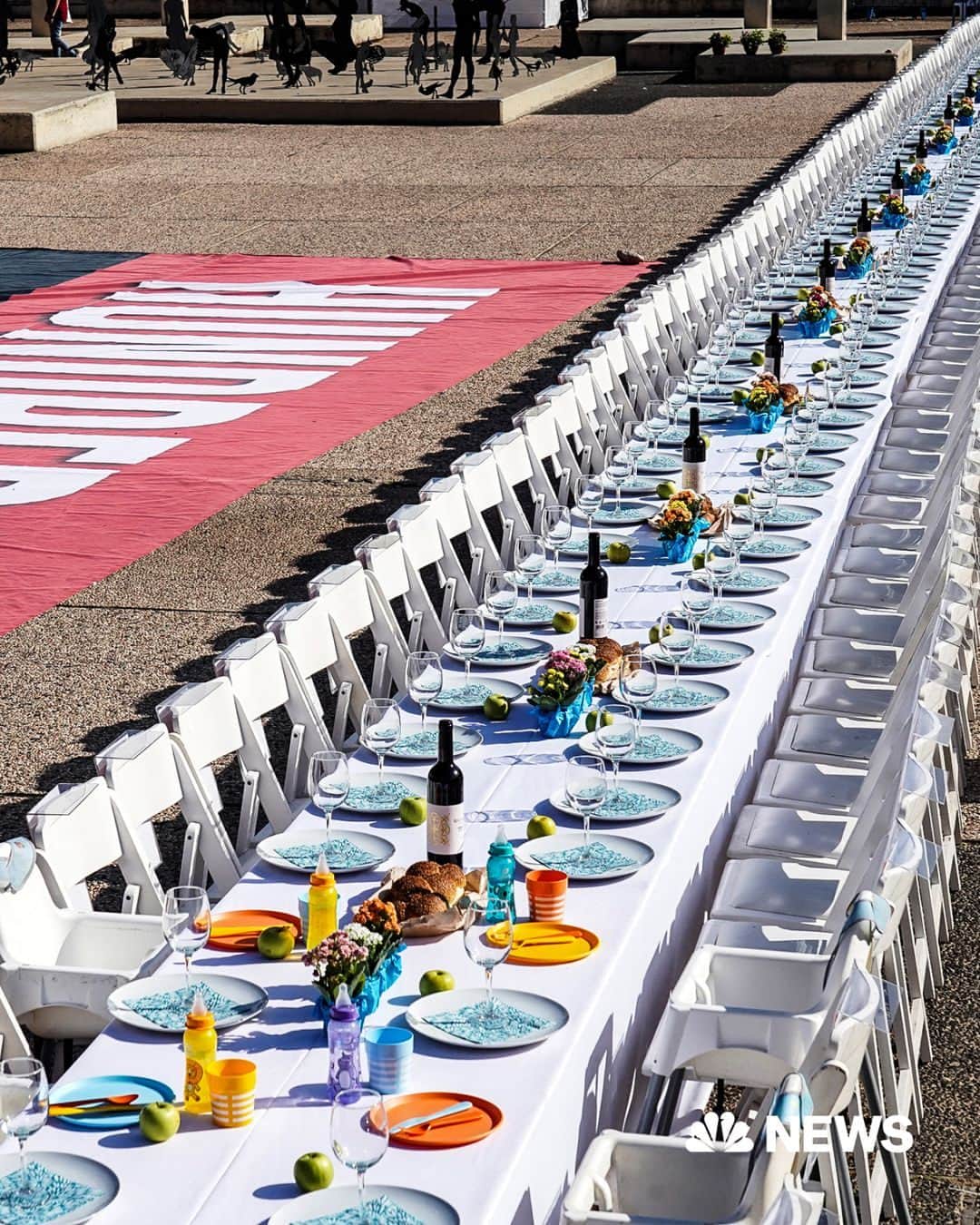 NBC Newsのインスタグラム：「Relatives of the hundreds of Israelis who remain in Hamas captivity took comfort in each other by welcoming Shabbat together in the presence of a table with more than 200 empty seats — one for each of the hostages.  “No one could have imagined such a Kabbalat Shabbat," a representative for the families said. "A simply heartbreaking moment. We hope that next Shabbat we will celebrate together with our loved ones who will return home.”  Follow live updates on the Israel-Hamas war at the link in our bio.  📷️ Janis Laizans / Reuters」