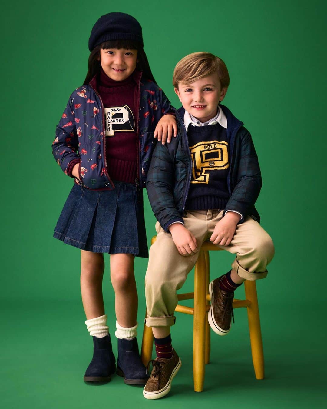 Polo Ralph Laurenさんのインスタグラム写真 - (Polo Ralph LaurenInstagram)「Preppy-inspired #PoloRalphLauren plaid and prints are found in our latest selection of #RLKids P-Layer styles.   Explore the Outerwear shop via the link in bio.」10月21日 2時16分 - poloralphlauren