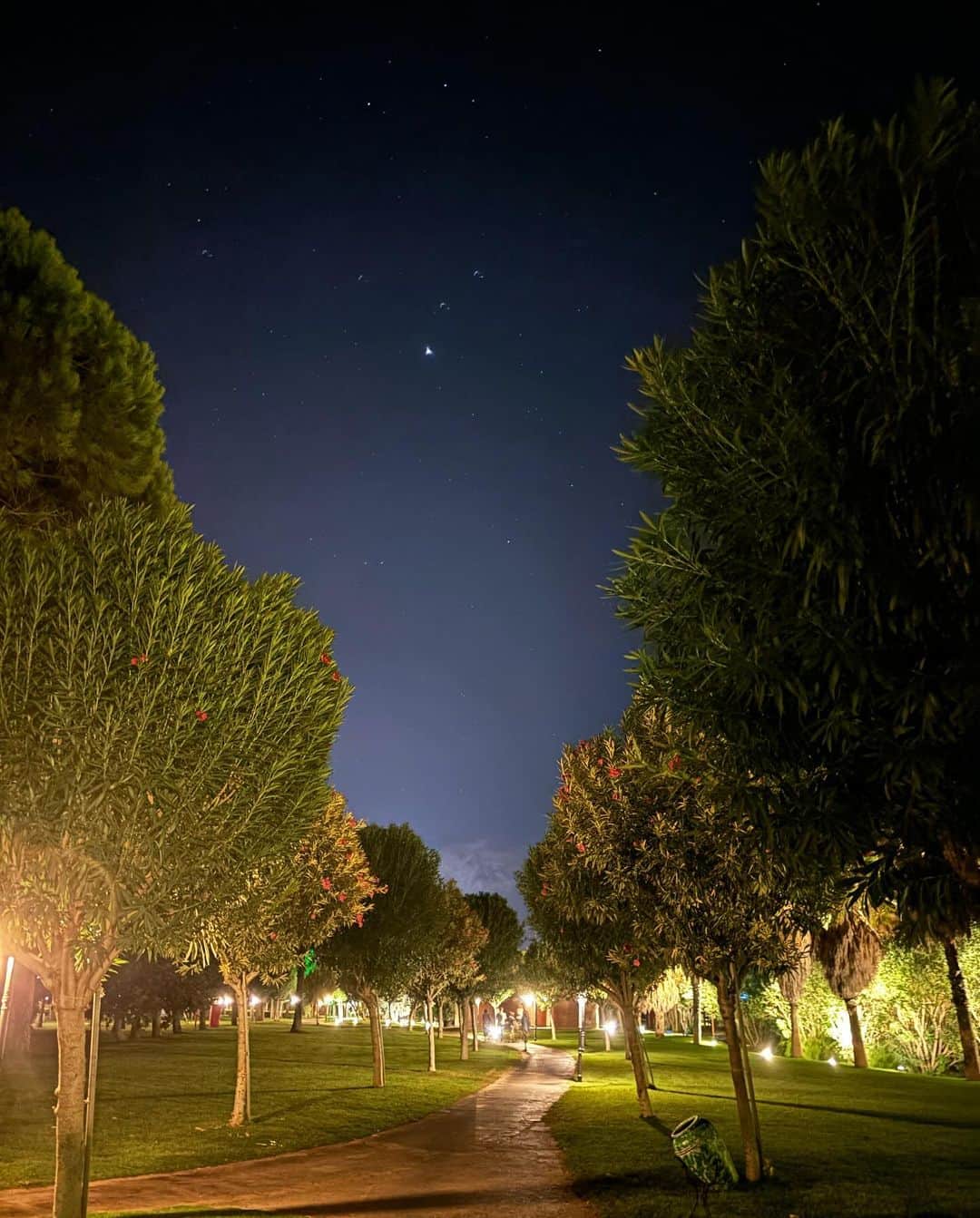 梁夏銀さんのインスタグラム写真 - (梁夏銀Instagram)「마지막 🇹🇷 살면서 이렇게 이쁜 곳을  다시 올수있을까 ? 🥲 . . #5주투어끝 🥺🙌🏻」10月21日 2時20分 - yang_haeun