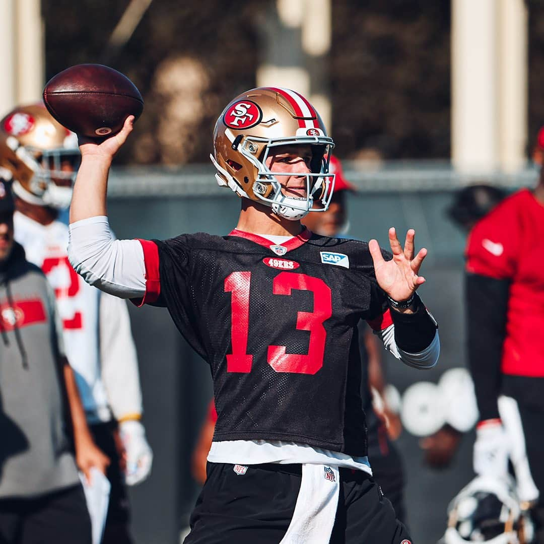 サンフランシスコ・フォーティナイナーズのインスタグラム：「Prepping for primetime 💪 #SFvsMIN」