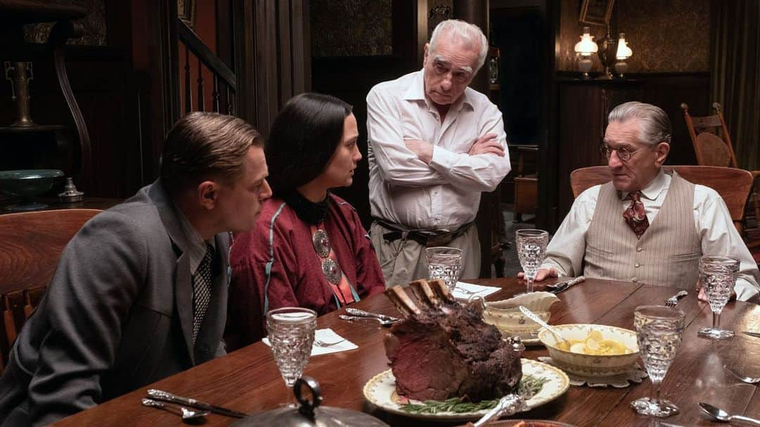 エドガー・ライトのインスタグラム：「I know some of you have already seen this, but any self respecting film fan needs to get to the cinema to see @martinscorsese_’s latest masterpiece ‘Killers Of The Flower Moon’ on the big screen. I was lucky enough to see it in May and again at the London Film Festival, and it has lingered in my head ever since. Prepare for a bold, bruising tale of a shockingly dark chapter in history with too many uncomfortable parallels to the present day. Leonardo DiCaprio and Robert De Niro are both magnificent and disturbing in their first film together with Scorsese. And the trancesdent @lilygladstone is totally hypnotic as Mollie Burkhart. Looking forward to seeing this a third time. See it this weekend, if you can.」