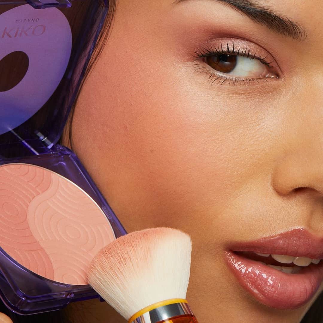 KIKO MILANOさんのインスタグラム写真 - (KIKO MILANOInstagram)「Achieve a rosy glow on your cheeks with the #KIKOCrazy90s Rock And Blush! 🌸 This palette comes with two shades that blend together perfectly for a matte finish and silky finish, giving you a beautifully rosy look that lasts up to 8 hours 💘 ⁣ ⁣ Incredible Duo Stick Concealer 03 - Velvet Sheer Foundation 04 - Rock And Blush 01 - Roller Serum Lip Balm - Comb & Define Eyebrow Mascara - 36h Lasting Volume & Length Effect Mascara 04 - Colour Explosion Eyeshadow Palette 02 ⁣」10月21日 4時00分 - kikomilano