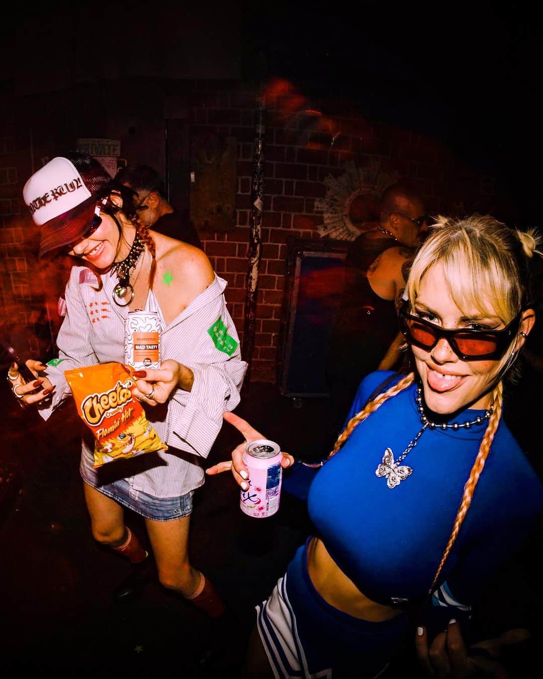 Ashley Smithのインスタグラム：「TRASHWORLD PRINCESSES ☠️ Swipe for the Halloween line up—->  Oct 28th - Trashworld DJ Debut at the end of the world apocalypse party ⚠️⚡️🤯 secret location downtown  Oct 29th - Goth Prom @losglobos presented by @deathproof.inc with loads of sick bands. Tix in @dm_trashworld Bio 🥀☠️ Photo by @dancefloormurder」