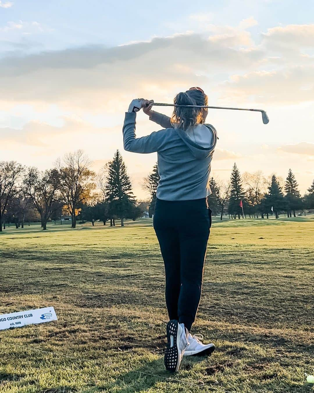 エイミー・オルソンさんのインスタグラム写真 - (エイミー・オルソンInstagram)「Same thing, only different.」10月21日 4時12分 - amyolsongolf