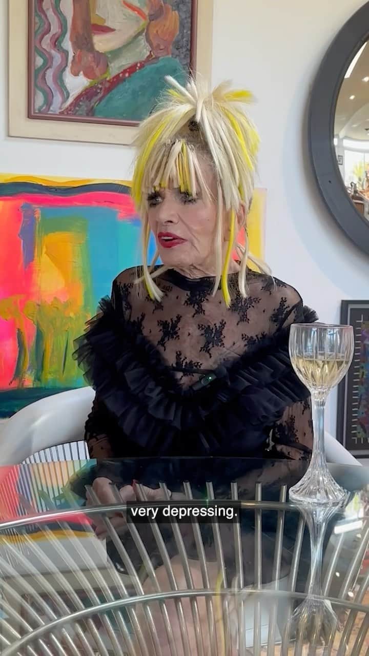 ベッツィジョンソンのインスタグラム：「Betsey Johnson shares her story as a Breast Cancer survivor and the importance of sharing the stories of the millions who have been affected. This month, we’ve teamed up with @mileycyrus @happyhippiefdn on a campaign to raise breast cancer awareness and support. We’ll also be donating $1 from every purchase of Betsey’s Rhinestone Boxing Glove (and all items from our Pink Collection) to Happy Hippie. To everyone in #betseysfightclub we are with you and your stories matter. 💕」