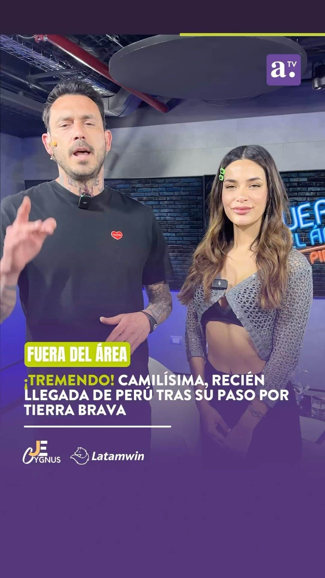 マウリシオ・ピニージャのインスタグラム：「📌En el capítulo de hoy, nuestro @pinigol9 entrevista a @camilisima ✨🤞🏼  La periodista recién salida del reality #TierraBrava llega a #Fueradelarea para contar su experiencia dentro del encierro, las amistades, los amoríos y las peleas.   ¡Conoce más a Camila Campos y su faceta informativa en redes sociales!  👉🏼No te lo pierdas, hoy a las 22 horas por las pantallas de Agricultura TV 📺.」