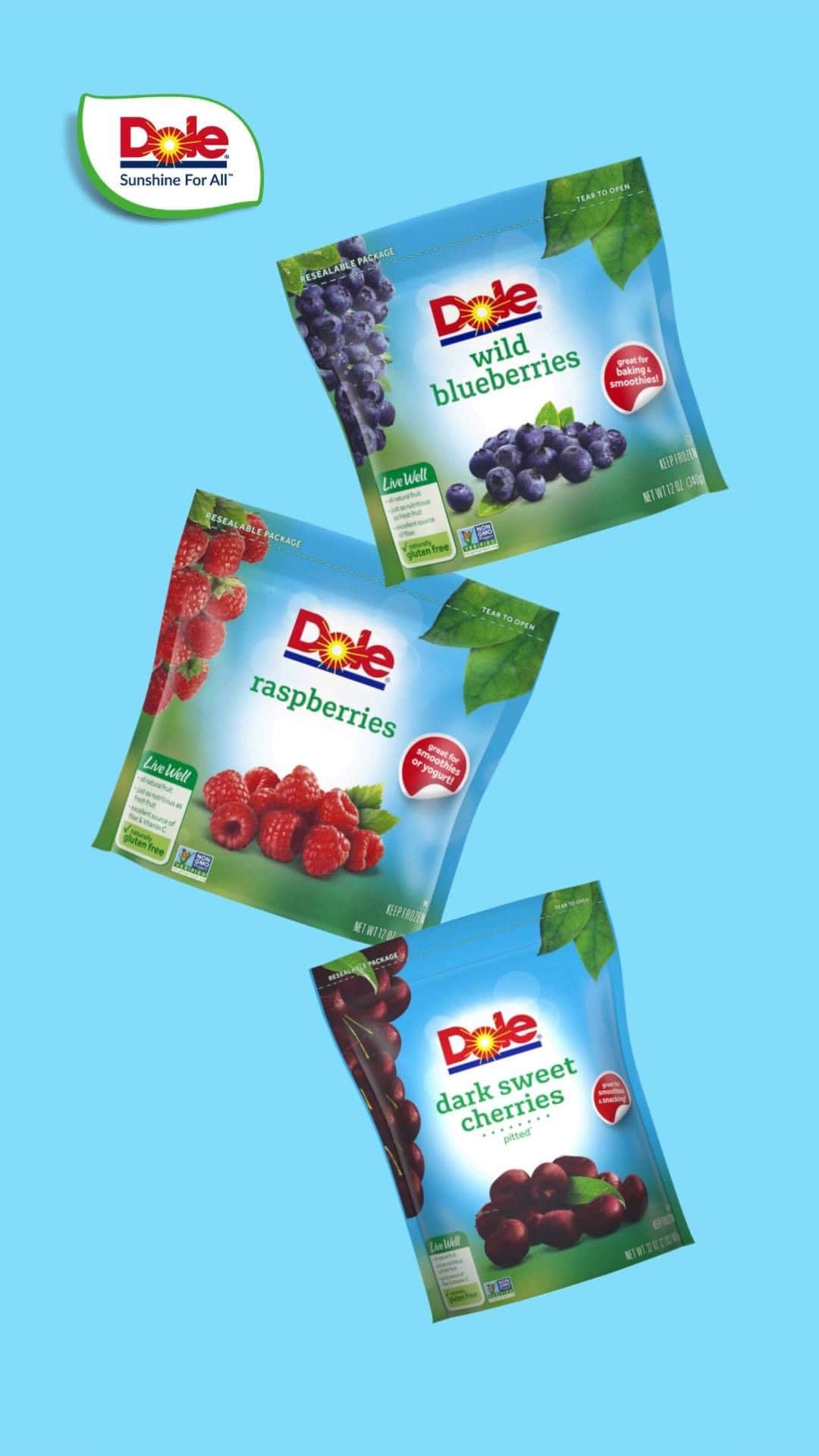 Dole Packaged Foods（ドール）のインスタグラム：「Elevate your culinary game with Dole® Frozen Fruit! 🧑‍🍳 Discover endless possibilities beyond smoothies – try these Dole® recipes and prepare to blow your guests away with Dole-icious flavors they won't forget! 💫 Click the 🔗link in our bio for the recipes!  #Dole #FrozenFruit #Recipe #PartyRecipes #Treats #DoleFrozenFruit #linkinbio👆」