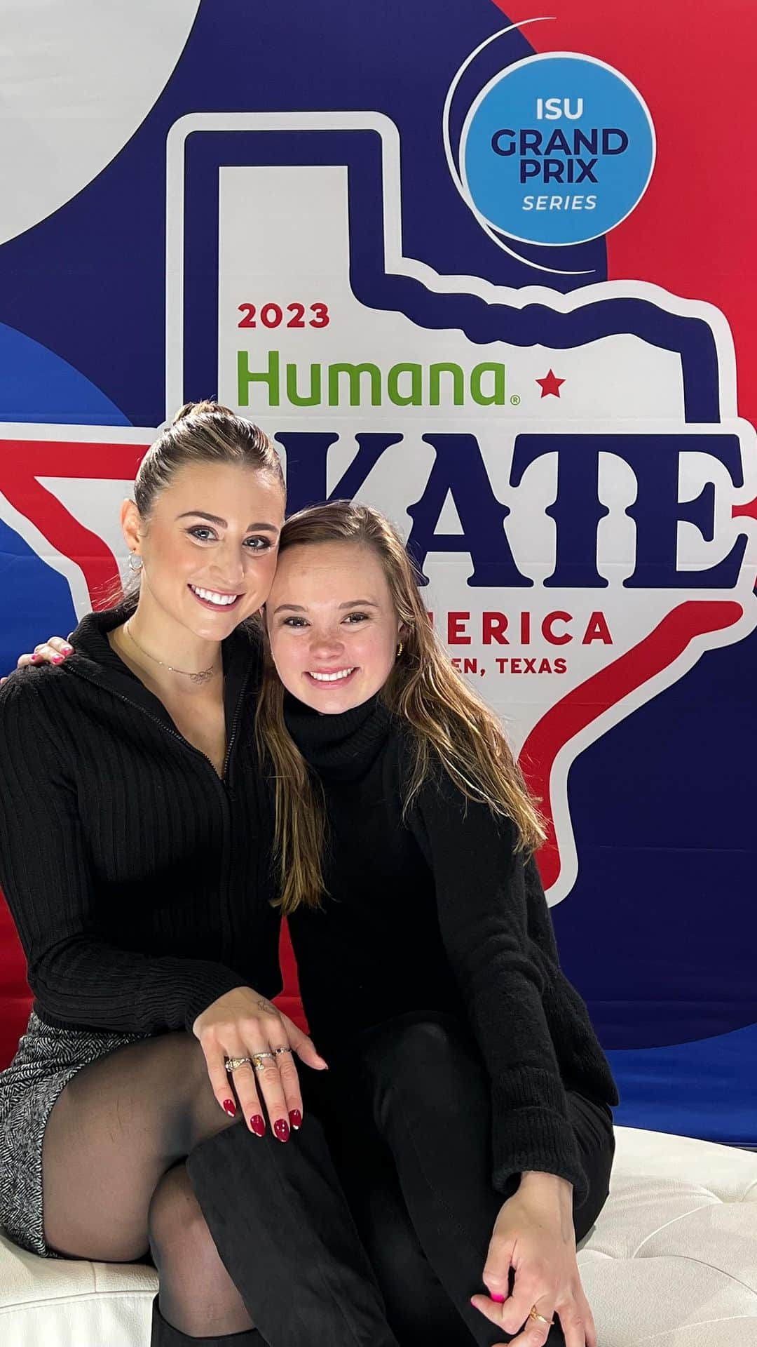 アシュリー・ケインのインスタグラム：「Who let Mariah and Ashley take us on a tour of #SkateAmerica? 👀  Full tour coming at you soon #GPFigure」