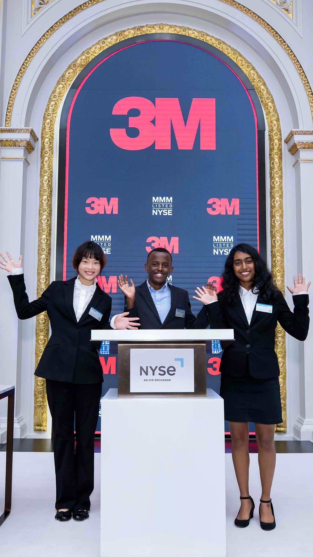3M（スリーエム）のインスタグラム：「@3m Young Scientist Challenge finalists speak to their innovative ideas, including the winner Heman Bekele! Give them all a 👏 for helping to make the world a better place (NYSE: MMM)」