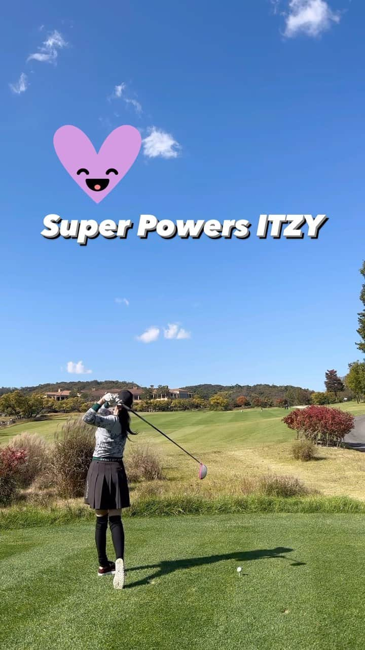 キム・ジョンウンのインスタグラム：「SUPERPOWERS!!! ITZY #힘쎈여자강남순_황금주」