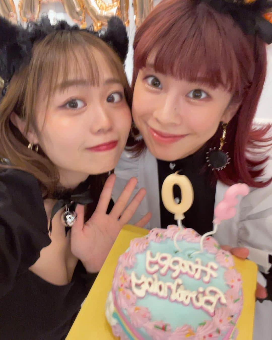 桜花りなさんのインスタグラム写真 - (桜花りなInstagram)「【🎂】 記念すべき30歳の誕生日は 大好きな人とワイワイ過ごしたかったので 皆のお陰で夢が叶ったーーーー!!!!! 1次会、2次会で沢山話したりゲームしたり とっても楽しかったです🥰🥰🥰🥰 ・ ・ @m1eeeee.y  @a.ami_idolhouse  @tsunodaaoi_idolhouse  @kamiyarena_idolhouse  @yuzurihaai_idolhouse  @masunagamidori_idolhouse  @tumagakireisugiru」10月21日 17時52分 - xxyuricornxx