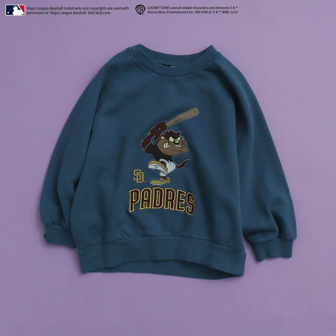 エフオーオンラインストア 子供服さんのインスタグラム写真 - (エフオーオンラインストア 子供服Instagram)「【LOONEY TUNES×MLB】BREEZE WEB限定アイテム！ 世界のMLBロゴがLOONEY TUNESのキャラクターたちとコラボ⭐  MLBと、アメリカを始め世界中で楽しまれているアニメーション 「ルーニー・テューンズ」のモチーフが融合したスペシャルコラボ！  バッグス・バニーやトゥイーティーが MLBチームのユニフォームやアクセサリーを纏ったデザインや インパクト大のチームロゴに胸ポケットからバッグス・バニーやトゥイーティーがひょっこり登場しているデザインなど とっておきのデザインに♪  オンラインストアでしか手に入らない スペシャルなコラボをお見逃しなく✨  ======================= 商品詳細や価格は ショッピングタグからご覧いただけます★ =======================  #MLB #MLBコラボ #メジャーリーグ #ワーナーブラザース #LooneyTunes #ルーニーテューンズ #ワーナー100周年　#WB100 #トゥイーティー #バッグスバニー #foonline #BREEZE #ブリーズ #子供服 #こどもふく #ベビー服 #キッズコーデ #お揃いコーデ #おしゃれキッズ #おしゃれキッズと繋がりたい」10月21日 18時00分 - foonline