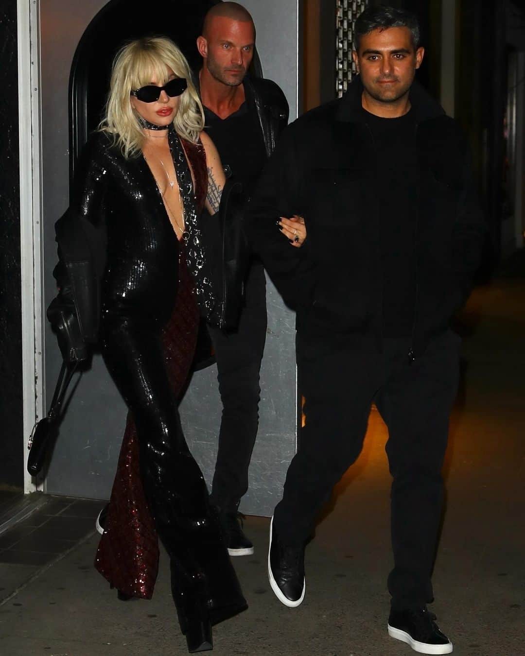 Just Jaredさんのインスタグラム写真 - (Just JaredInstagram)「Lady Gaga was joined by boyfriend Michael Polansky for a late-night recording session at Electric Lady Studios in NYC. #LadyGaga #MichaelPolansky Photos: Backgrid」10月21日 9時56分 - justjared