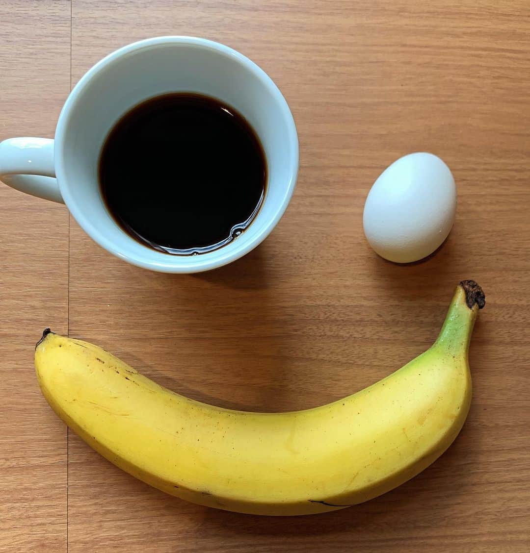 黒沢薫さんのインスタグラム写真 - (黒沢薫Instagram)「おはよう広島 #morning #breakfast #coffee #egg #banana #instafood #モーニングsmile #ヒアナウ #広島」10月21日 10時08分 - kaorukurosawa_lovelife