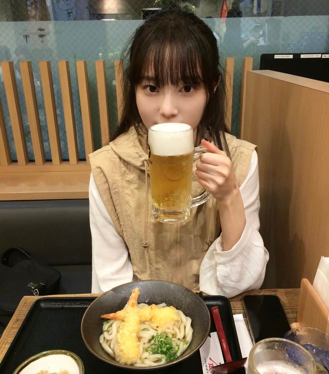 キム・ハンソルさんのインスタグラム写真 - (キム・ハンソルInstagram)「生ビールひとつください 🍻 #solvly_travel」10月21日 10時08分 - khsolvly