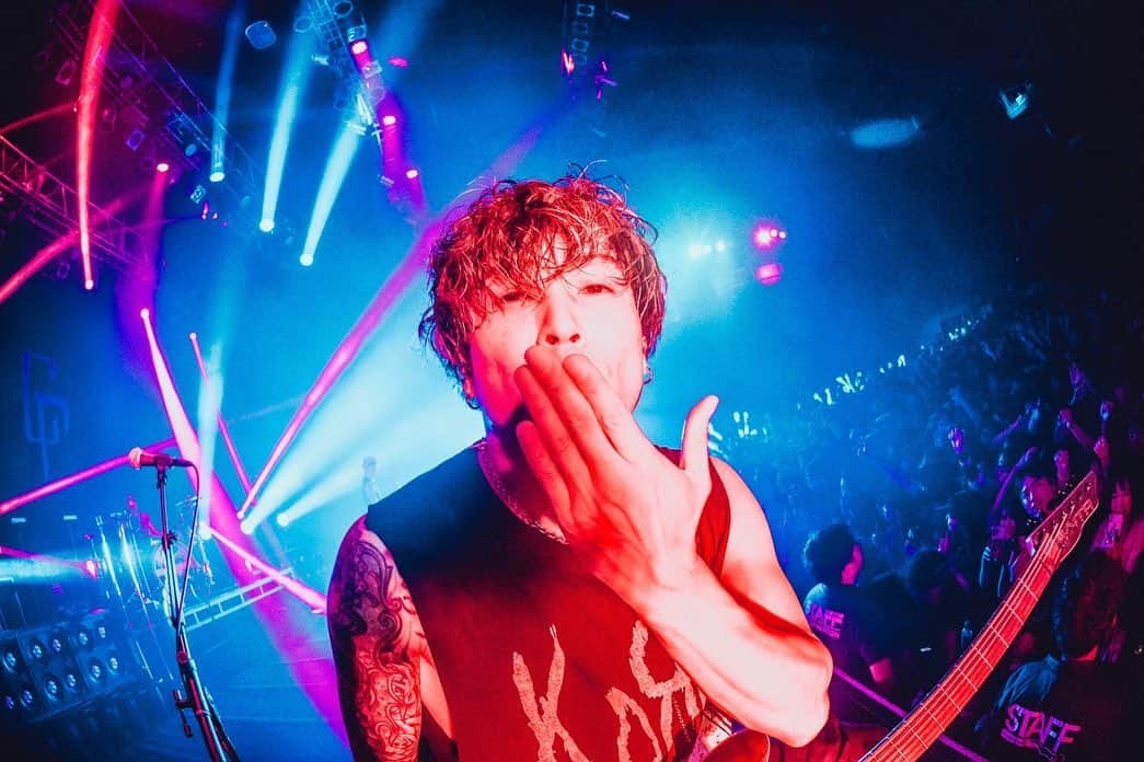Sugiのインスタグラム：「"SETLIST ELECTION" ONE MAN TOUR 2023 at Zepp Nagoya Day1 手羽先と天むすを食べた名古屋は最強だった。🦆 Photos by @bashico_photo」