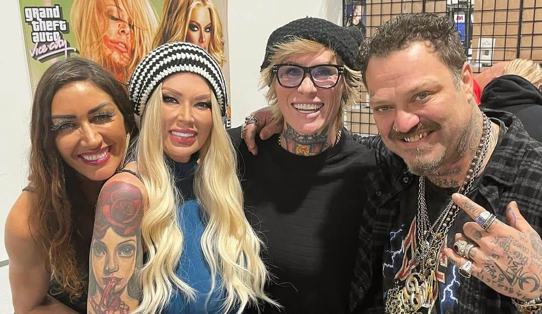 ジェナ・ジェイムソンのインスタグラム：「Bam and the fam. @jessi_lawless @bam__margera @danniimarieofficial」