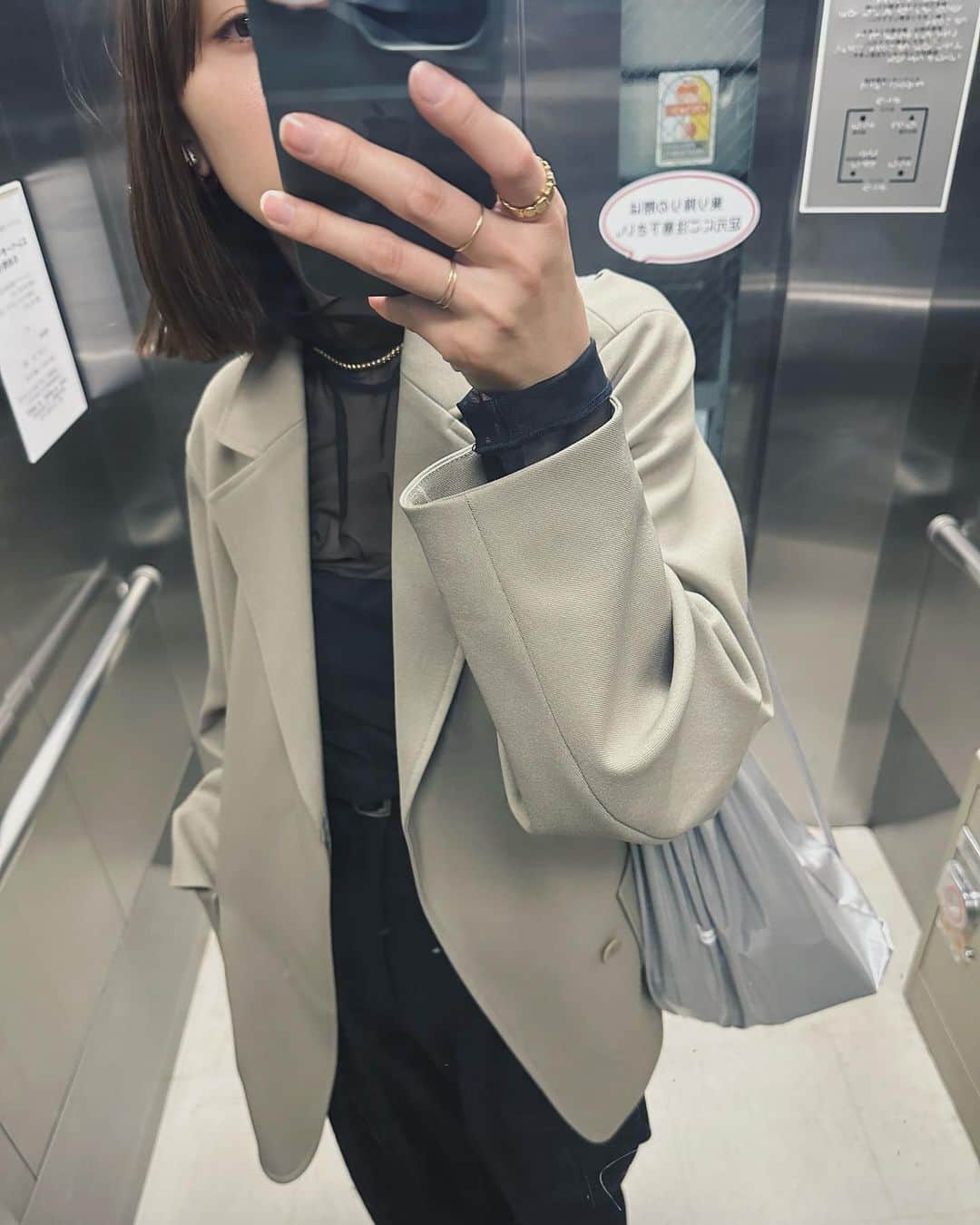 野尻美穂のインスタグラム：「今週もお疲れ様でした！ チョコレートムースラテはシロップ3/4がマイベスト👌」
