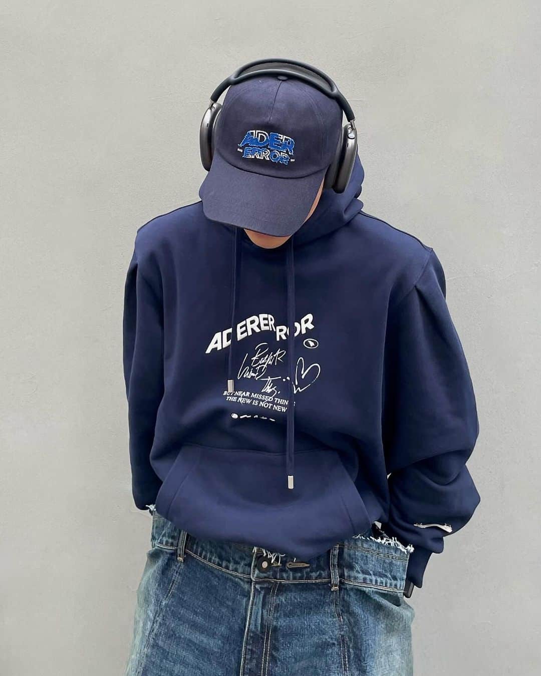 ADER errorさんのインスタグラム写真 - (ADER errorInstagram)「Prepare for the chilly weather with ADER 23FW Styling.   adererror.com  #ADER23FW #ObliqueHints」10月21日 18時00分 - ader_error