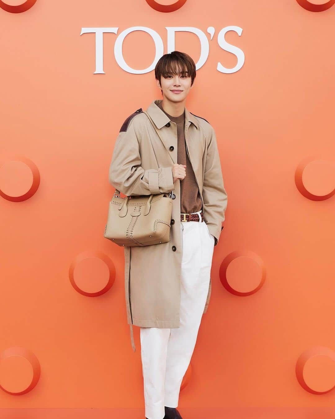 ジョンウさんのインスタグラム写真 - (ジョンウInstagram)「@tods #todsheritage #todsseoul #토즈」10月21日 14時12分 - sugaringcandy