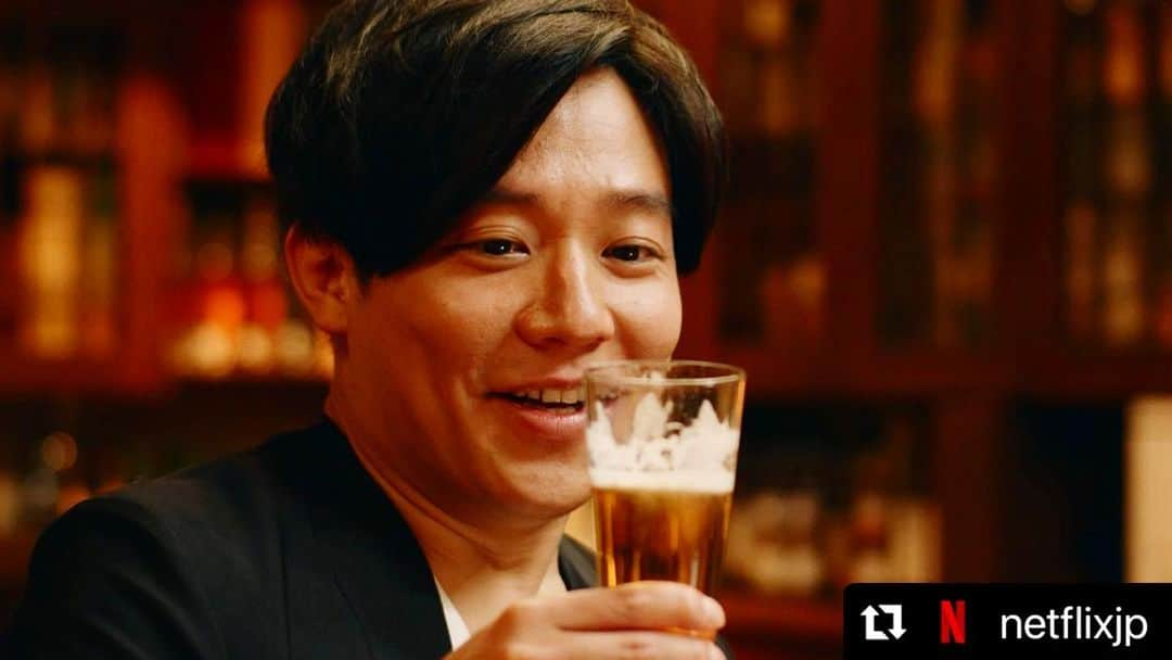 小出恵介さんのインスタグラム写真 - (小出恵介Instagram)「A thrilling Japanese dark comedy series about of domestic alcohol culture is now streamed on Netflix🪐🪐🪐🪐  #Repost @netflixjp with @use.repost ・・・ ◆配信開始 『酒癖50』（日本）  小出恵介 出演。 酒によって炙り出される人間の醜さや弱さ、現代社会の闇をリアルに描く全6話のオムニバスドラマ。   #酒癖50 #小出恵介  #drama #japanesedrama  #ネトフリ #ネットフリックス #netflix」10月21日 14時21分 - kaykoide