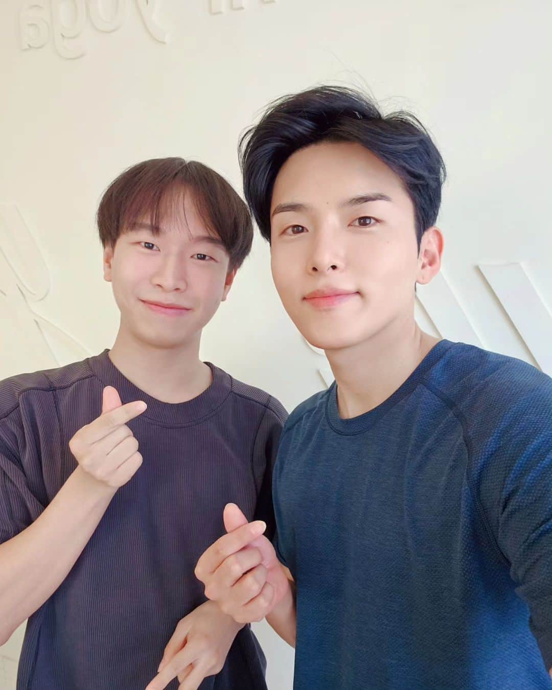 リョウクのインスタグラム：「Namaste🙏 #샨티 #김포유지태」