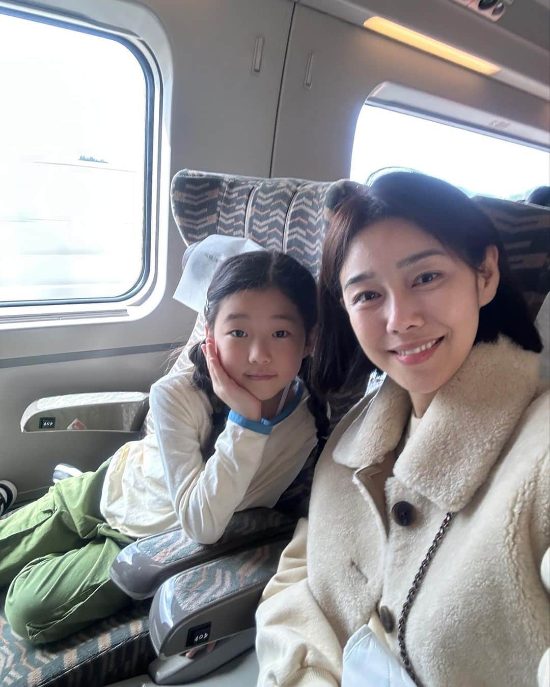 のインスタグラム：「- 너희들의 열살 부산 추억! 행복으로만 가득 채워가자!💓」