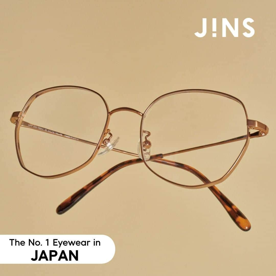 JINS PHILIPPINESのインスタグラム：「Intellectual Fashion Add thick border elements Experience layers of meticulous craftsmanship 🏻 Create an absolute sense of lightness with JINS frame  model: UMF-22A-108   #metalthickframe #popularframe #JINS #glasses #eyewear #airframe」