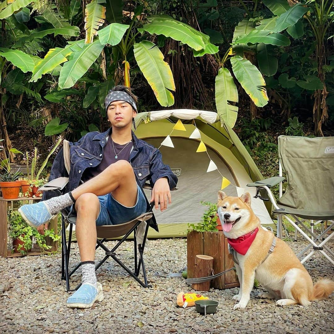 チェン・ボーリンさんのインスタグラム写真 - (チェン・ボーリンInstagram)「《極島SQUAD》 ✨✨✨ 🌊🏝️🏕️☀️🪵🔥  #極島森林2 #極島冒險」10月21日 15時25分 - chenbolin