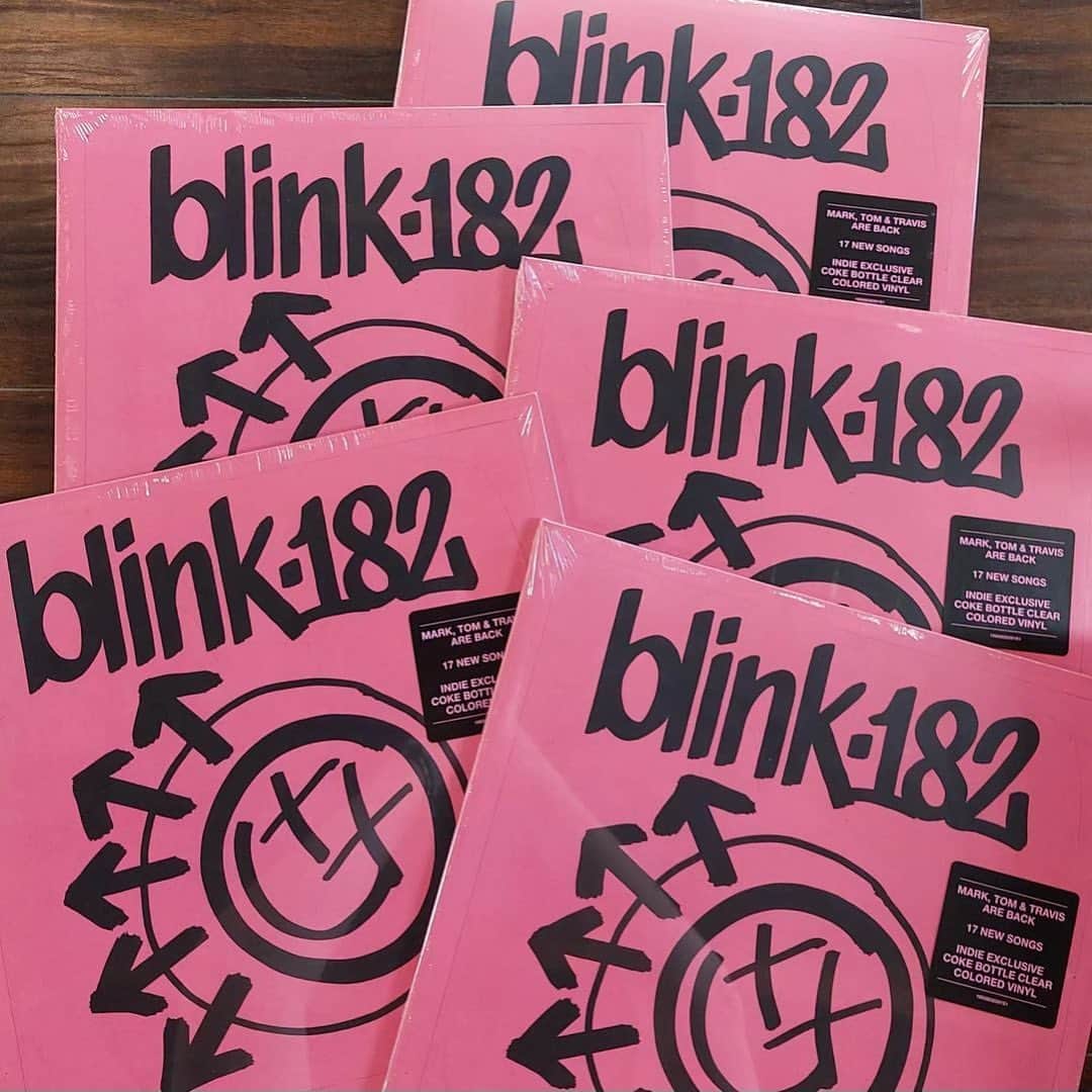blink-182さんのインスタグラム写真 - (blink-182Instagram)「Support your local record store! Grab the indie retail exclusive limited edition coke bottle clear vinyl of ONE MORE TIME… while you can. Tag your favorite record store in the comments!」10月22日 2時29分 - blink182