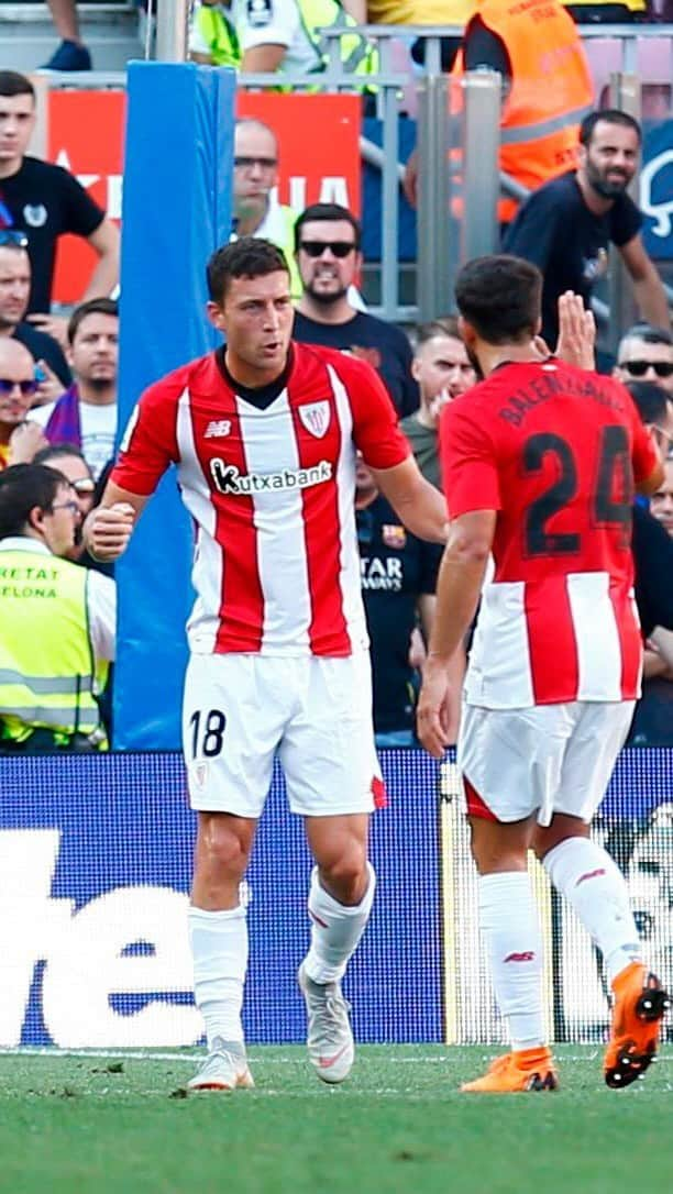 アスレティック・ビルバオのインスタグラム：「😎 De Marcos, indetectable.   Pase bikaina eta erremate polita.   #BarçaAthletic #AthleticClub 🦁」