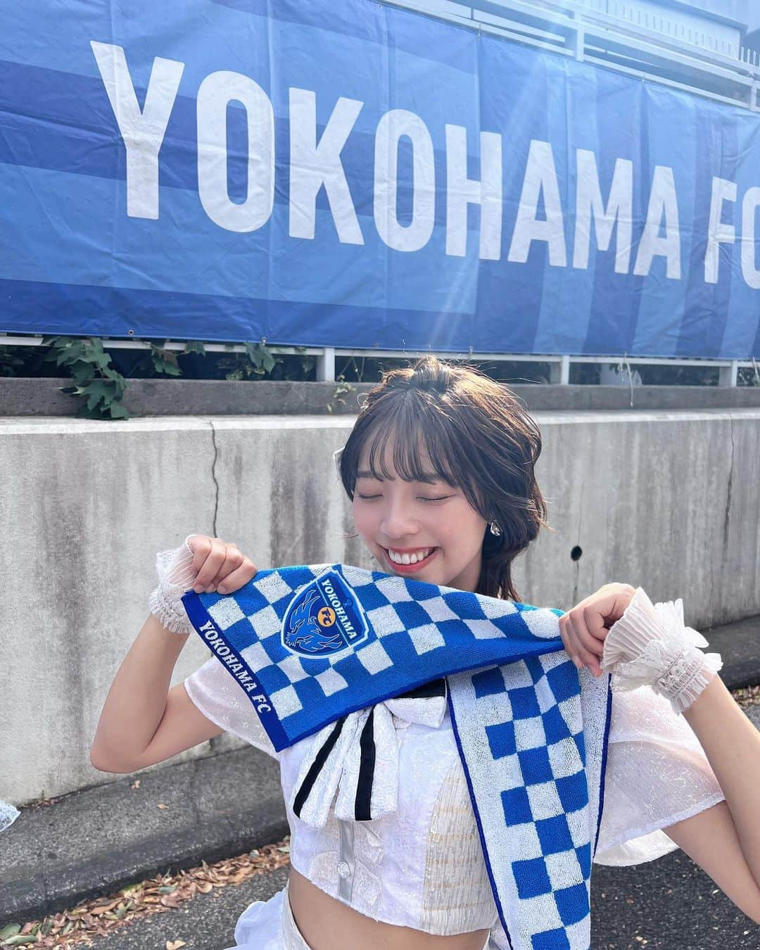 真田真帆のインスタグラム：「横浜FCグッズ♡」