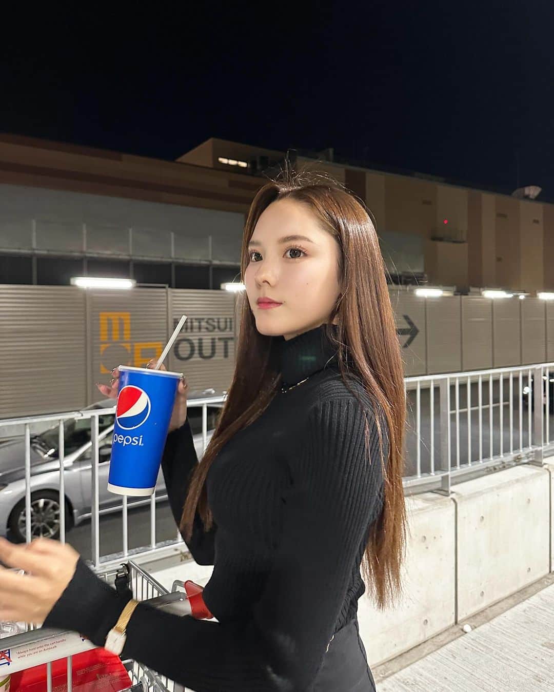 原田美優さんのインスタグラム写真 - (原田美優Instagram)「. コストコのホットドッグ美味しいから行ったら絶対食べてる🌭♡」10月21日 19時09分 - harada.myu