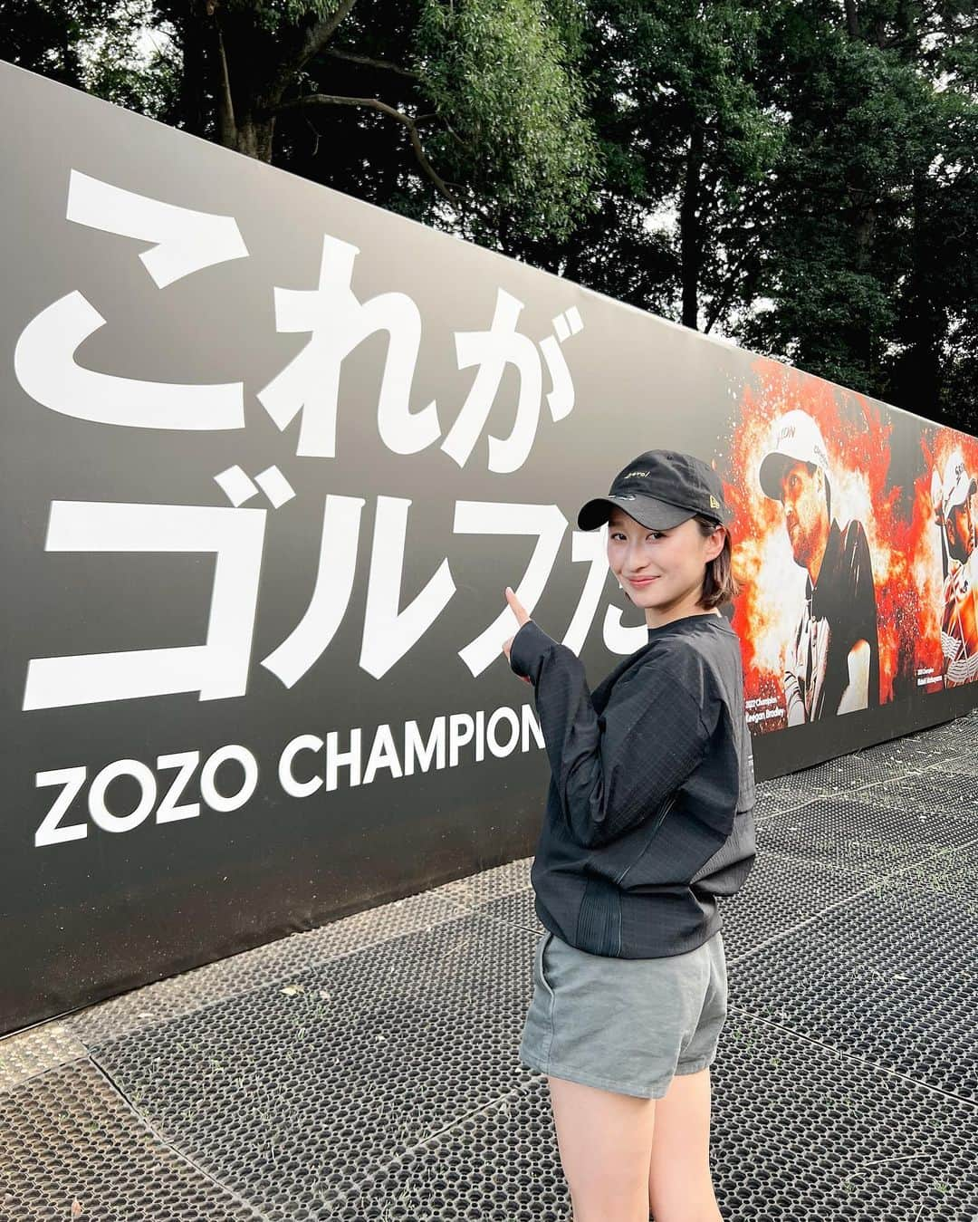 西野沙瑛さんのインスタグラム写真 - (西野沙瑛Instagram)「- ZOZO CHAMPIONSHIP 2023⛳️ 2年ぶりに観戦しに行ってきました！  今回は息子もいたので観戦メインというよりは、 雰囲気を楽しむメインで😎 天気もよかったので、ピクニック気分で最高でした🍔！  海外の有名選手もたくさん見れたし、 ショップもたくさん見れて大満足🤍  また来年も行きたいな！！  #PR #zozochampionship #ゴルフ女子 #ゴルフ男子 #ゴルフコーデ #スポーツ女子  #ゴルフウェア #スポーツ #golf #골프 #골프스타그램 #골프장 #라운드 #골프스윙 #골프사랑 #골프레슨 #아이언샷 #스크린골프  #golfstagram #golfswing #girlsgolf #golfer #ママゴルファー」10月21日 19時43分 - sae_golf