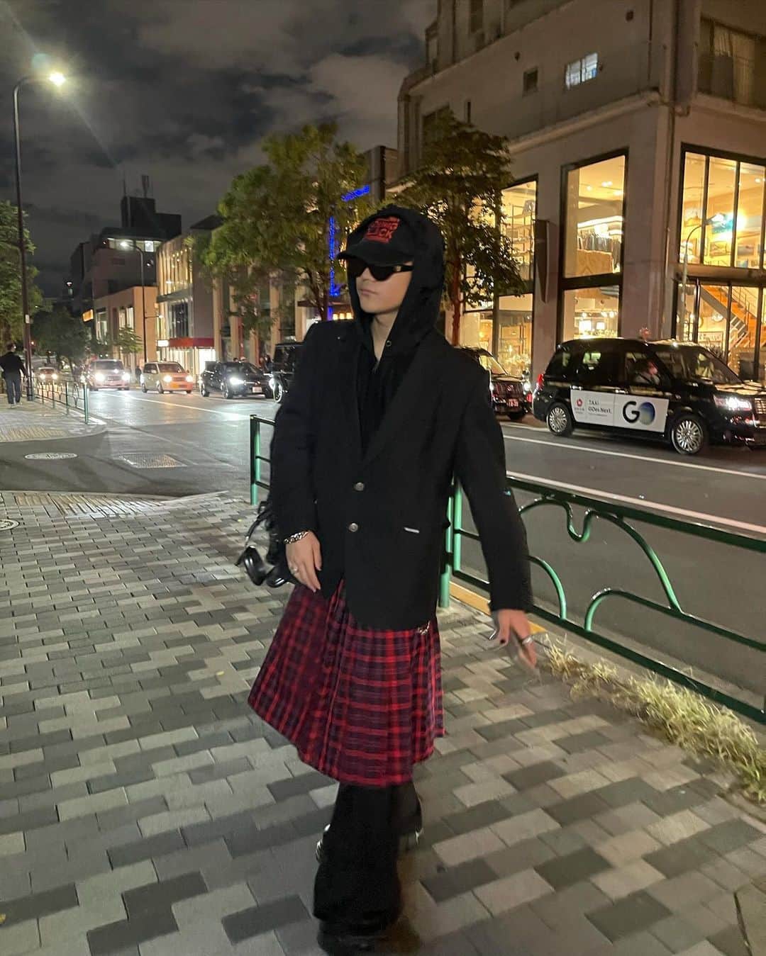 edhiii boiのインスタグラム：「🖤」