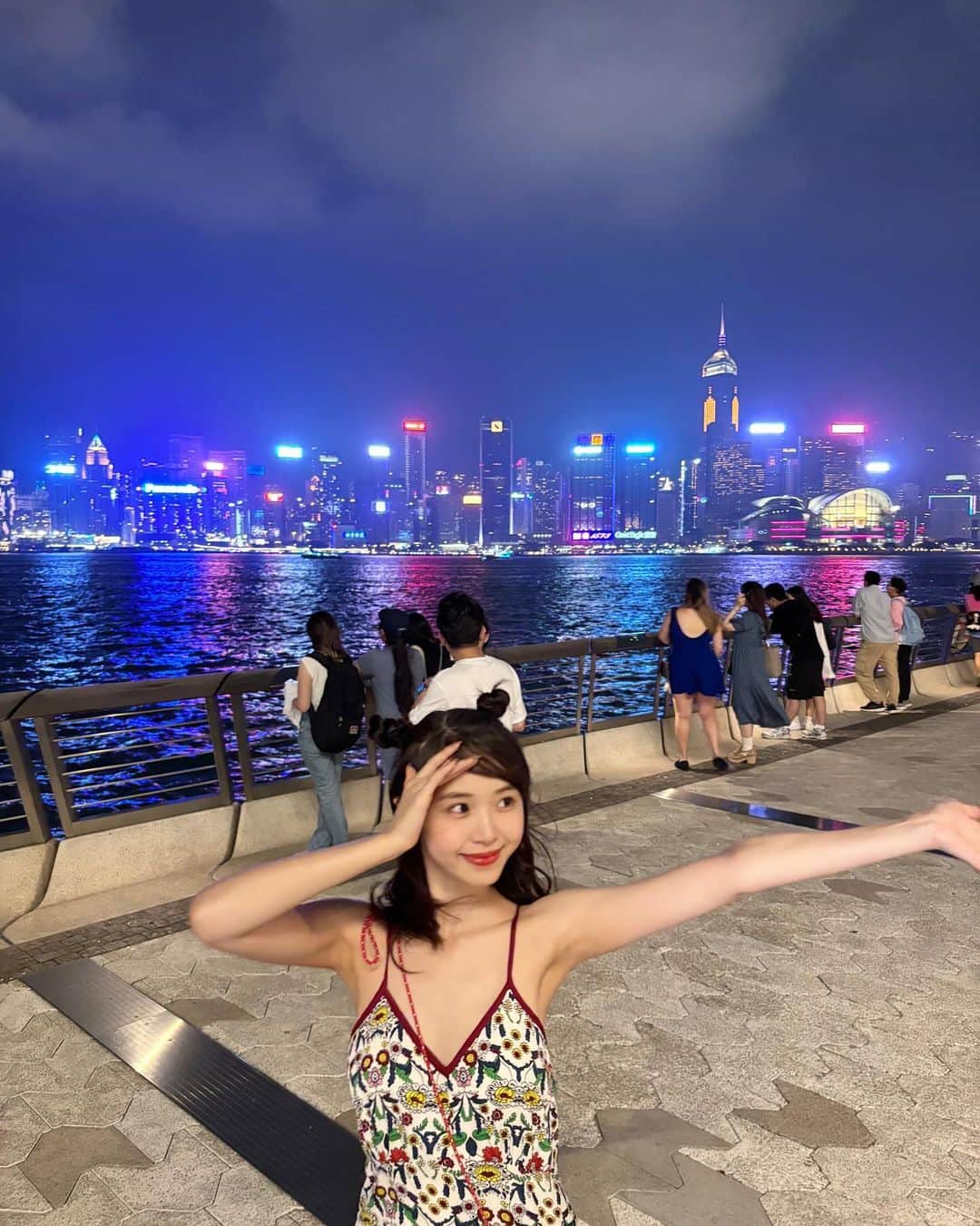 籠谷さくらさんのインスタグラム写真 - (籠谷さくらInstagram)「Hong Kong 🇭🇰  たくさん写真アップする🪐🩶　  #hongkong #香港#旅行#trip#香港旅行#ブルースリー」10月21日 19時52分 - komoriya_sakura_official