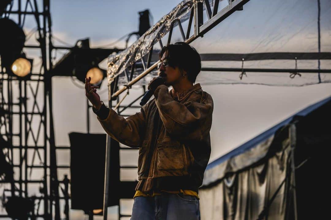 JQさんのインスタグラム写真 - (JQInstagram)「Chillin' Vibes 2023  -Chillin' Vibes Band 【Ma-bouz】- Vocal:JQ  #nulbarich #ナルバリッチ #live #chillin_vibes #チリンバイブス  #claquepot  @nulbarich_official  @chillinvibes_jp  @mrjeremyquartus @claquepot_official  photo by: @nabespg」10月21日 19時52分 - mrjeremyquartus