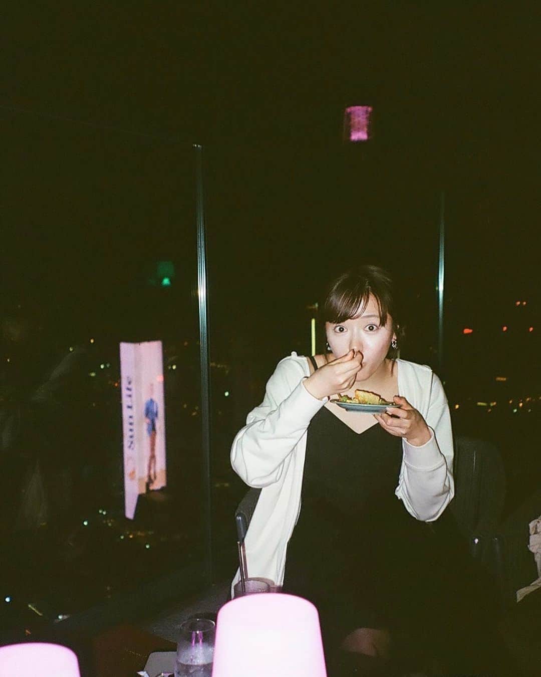 のインスタグラム：「→ 10月27日 中山莉子の2nd写真集。発売まで あと6日！！！！！ ⁡ #中山莉子の2nd写真集 #写真集 #マレーシア #film」