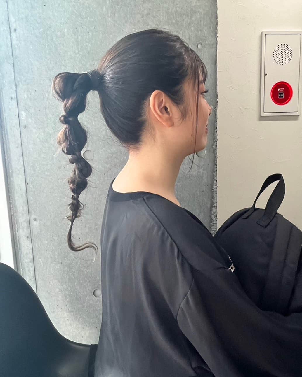 佐藤ミキのインスタグラム：「ワンマンライブの時のヘアアレンジ❁¨̮   #美容室  #ヘアアレンジ」