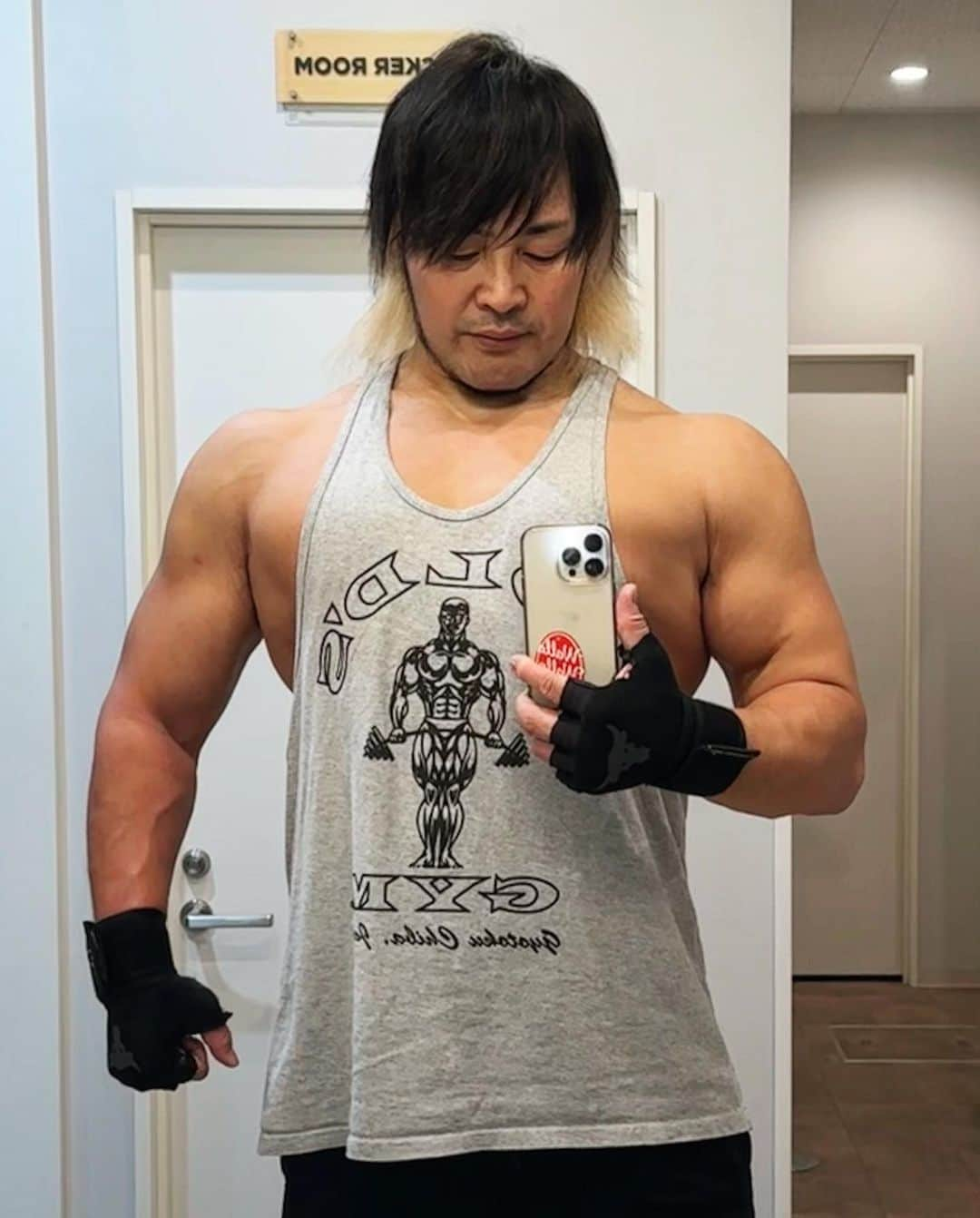 棚橋弘至のインスタグラム：「今日は #肩トレ でした🍈(￣(工)￣)🍈  #shoulderworkout #anytimefitness」