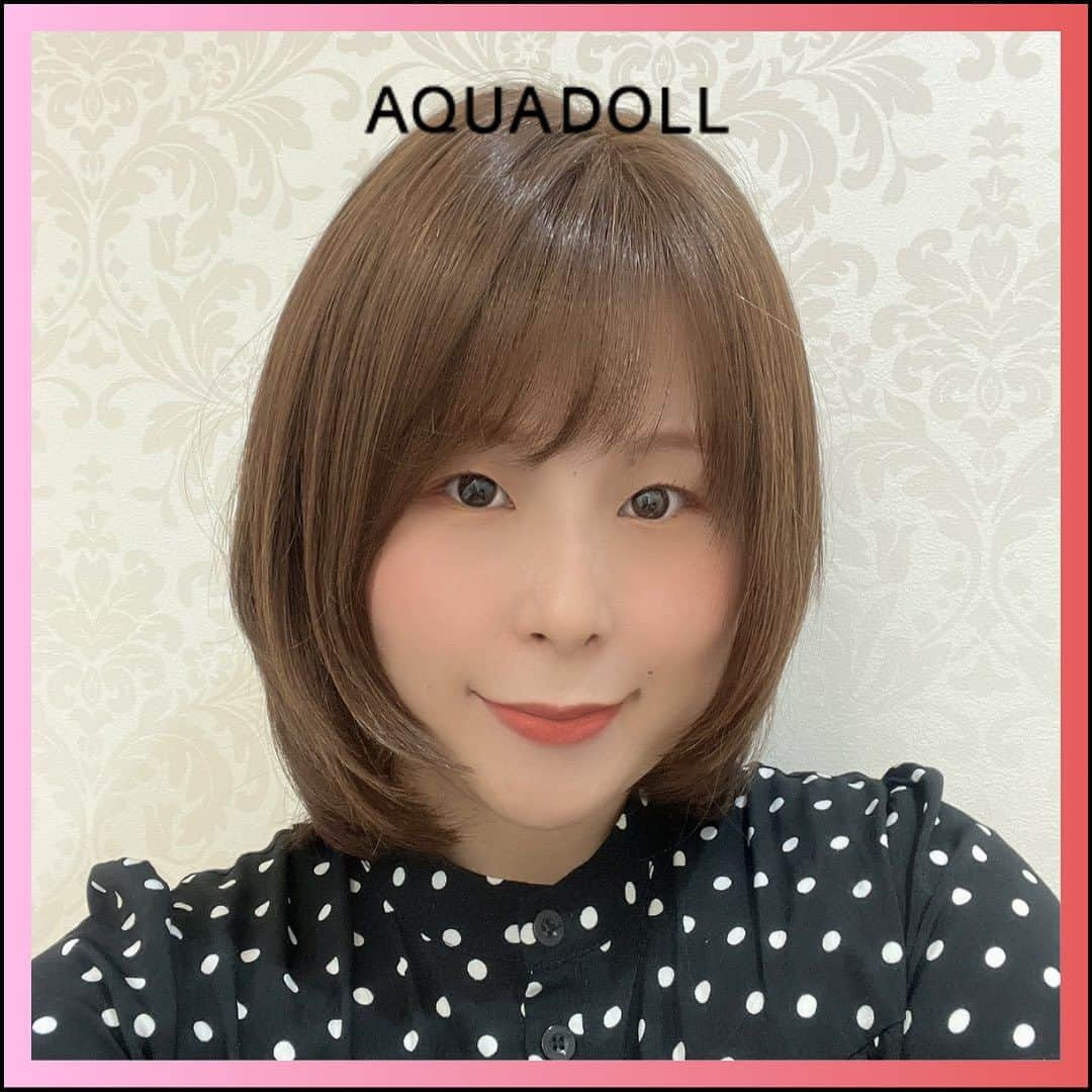 AQUADOLL アクアドールウィッグのインスタグラム：「こんにちは、新宿サロンの吉野です🐼🌈  今日は人毛MIXのサロンオリジナルウィッグで 【明るめカラーの内巻きレイヤーボブ】を 作成しましたのでご紹介いたします🧺🤍  普通のボブじゃ物足りない！🫣 と思っていた方に特におすすめしたいボブ🫶  顔まわりに入っているレイヤーが ひと味違うボブにしてくれています🥰 そして小顔効果も！？  またこれからの時期　暗いお色で まとめがちな服装に映える明るめカラー🌟  ちょっといつものボブに飽きちゃったなと 思ってた方ぜひ試着しにきてください🎶  お待ちしております🙇‍♀️🙇‍♀️  #AQUADOLL#アクアドール#アクアドールヴィーナス#アクアドールウィッグ#医療用ウィッグ#ウィッグ#wig#カツラ #かつら#ウィッグ生活#抗がん剤#抗がん剤治療#副作用#乳がん#がん#がん患者#脱毛症#円形脱毛 #円形脱毛症#自己免疫患者#多発性脱毛症#薄毛#抜毛症#抜毛#ウィッグ生活 #ボブ#個性的#ボブアレンジ#ハイトーンカラー#新宿」