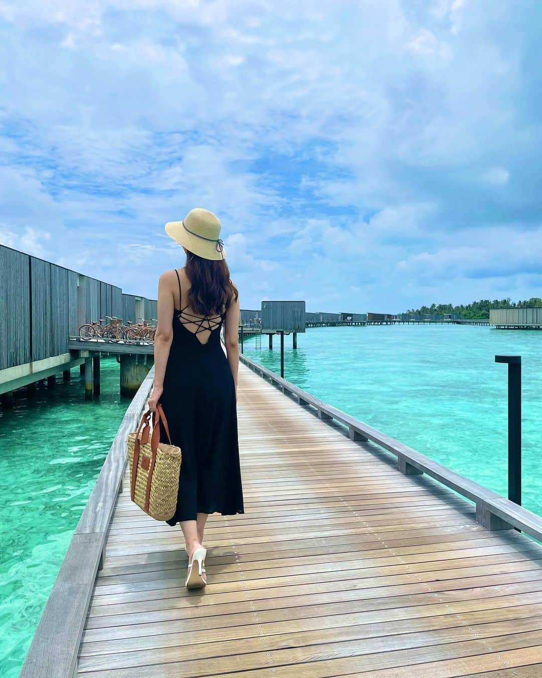 曲渕伊代さんのインスタグラム写真 - (曲渕伊代Instagram)「Maldives🦋🩵💙  #ritzcarltonmaldives  #maldives #モルディブ」10月21日 20時30分 - iyo_m2f