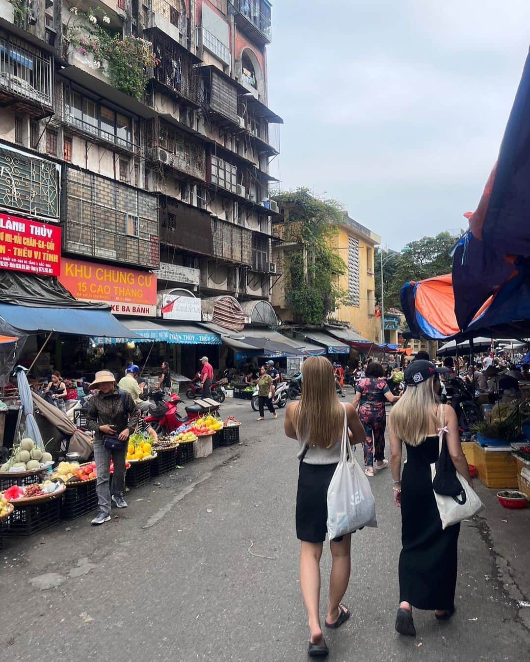 Naomiさんのインスタグラム写真 - (NaomiInstagram)「Vol.1🇻🇳  #Vietnam」10月21日 20時43分 - naomi1008