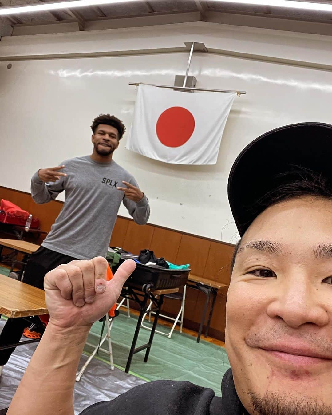 KUSHIDAのインスタグラム：「白星発進じゃー🇯🇵 we got 2 points⭐️ @jet2flyy」