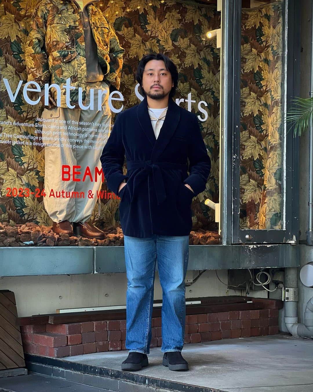 BEAMS+さんのインスタグラム写真 - (BEAMS+Instagram)「... MOJITO × BEAMS PLUS "SUN VALLEY LODGE JACKET"  MOJITO's "Sun Valley Lodge Jacket" is available from today. This jacket has a classic and elegant mood. One of the points is that it can be coordinated with a wide variety of outfits. Match it with denim shorts or easy pants with checks.  ------------------------------ .  本日から発売した< MOJITO >の"Sun Valley Lodge Jacket"。クラシックで上品なムードが漂う一品。コーディネートのバリエーションが豊かな所もポイントの１つ。デニムパンツと合わせたり、チェックのイージーパンツで合わせたり。  @mojito_official  @beams_plus @beams_plus_harajuku #mojito_official  #beams #beamsplus  #beamsplusharajuku  #sunvalley」10月21日 20時46分 - beams_plus_harajuku