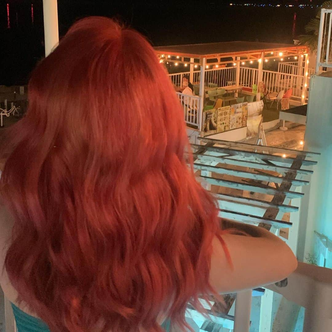 OJasさんのインスタグラム写真 - (OJasInstagram)「沖縄行ってきたぁ🍍🧡🧡 めっちゃ海綺麗やった！ でもめっちゃ焼けちゃった😖 #okinawa #okinawajapan #beach #ビーチ #沖縄」10月21日 20時47分 - ojas514