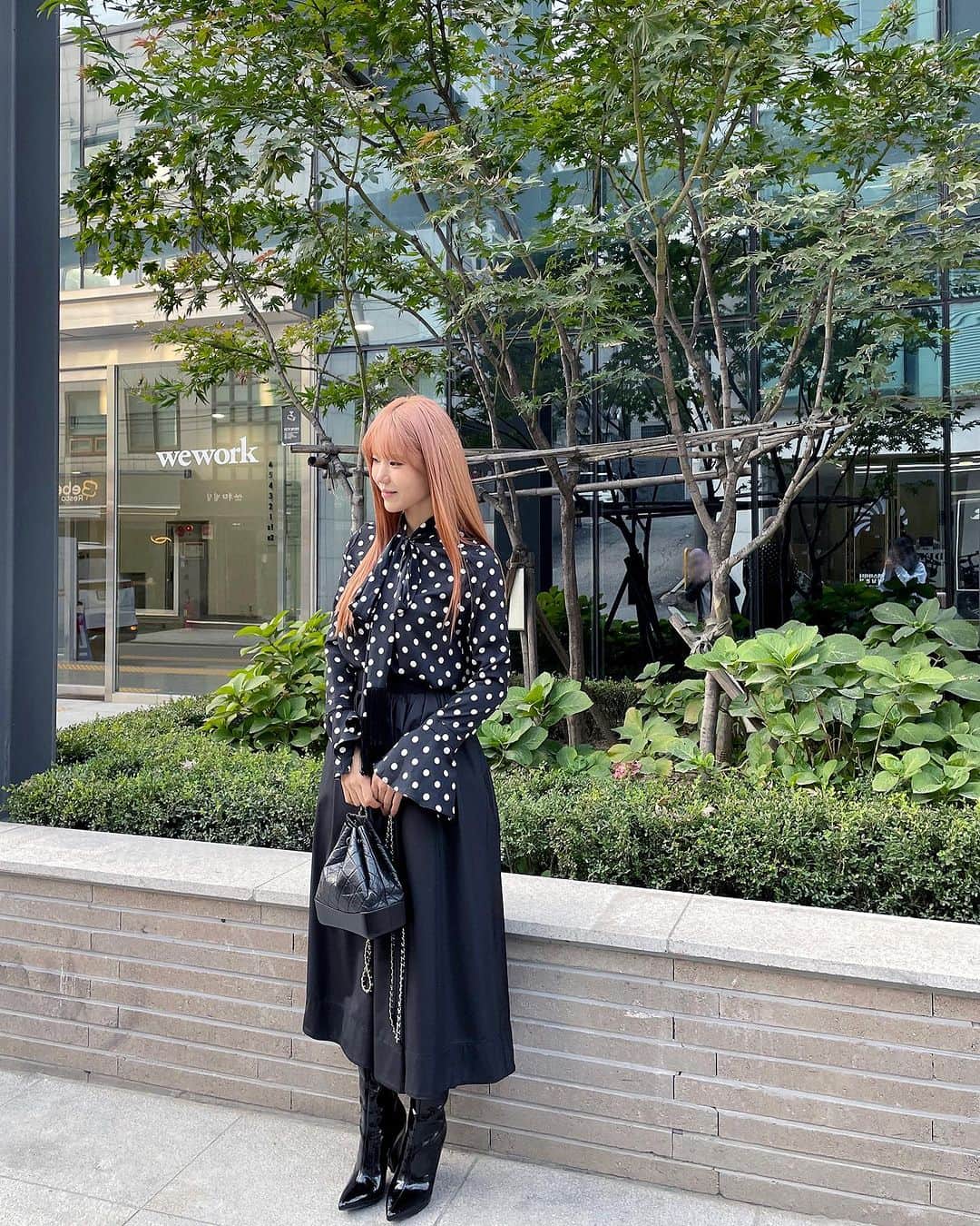 キム・ヨンジのインスタグラム：「#🩷🩶🖤」