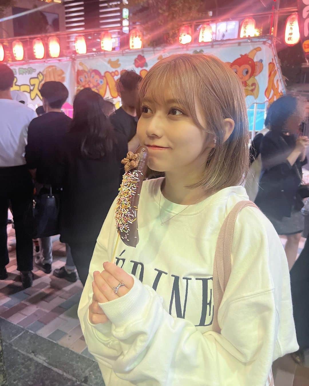 鈴木萌花のインスタグラム：「⁡ ⁡ お祭り行こー🍁♡」